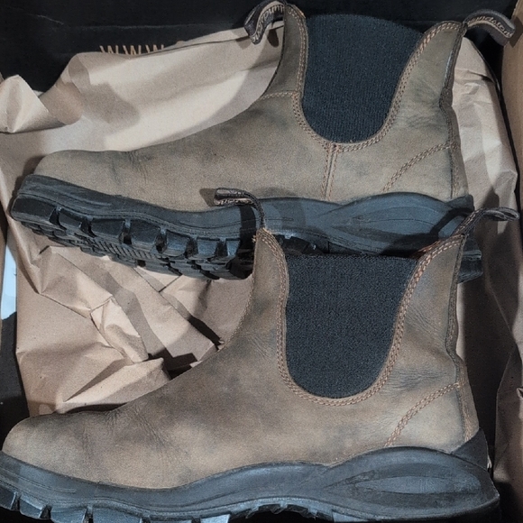 Men's Brown Chelsea Boots - Picture 1 of 4